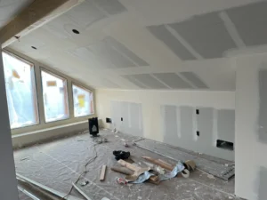 What Are the Key Signs You Need Home Restoration in Salem?